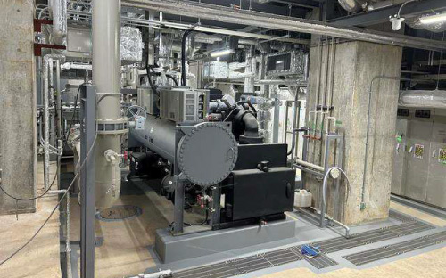 インバータターボ冷凍機